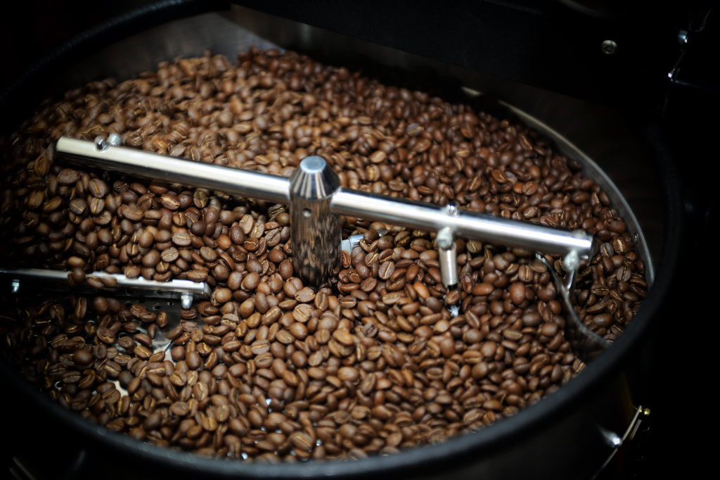 machine-roasting-coffee-close-up (1).jpg
